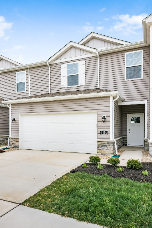 1454 Doubleday Dr - Photo 3 of 41