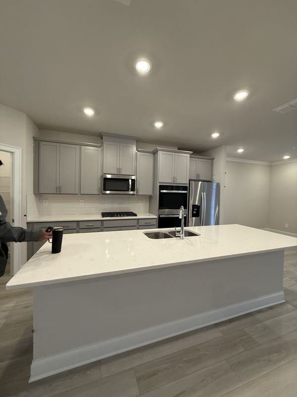 4175 Holland Grove Rd - Photo 6 of 16