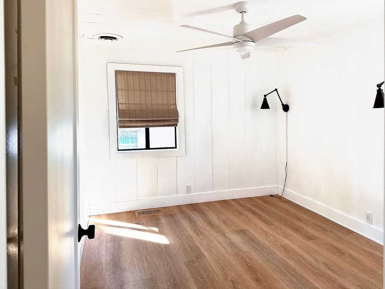 31805 Panorama Dr - Photo 2 of 6