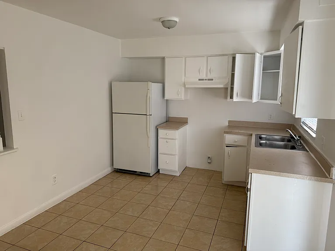 8521 Fish Lake Rd - Photo 3 of 8