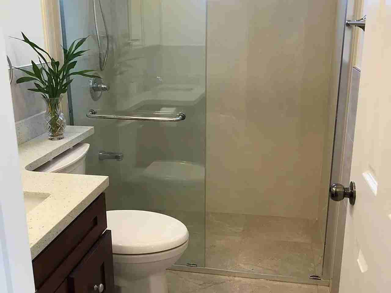 7614 Holly St - Photo 3 of 10