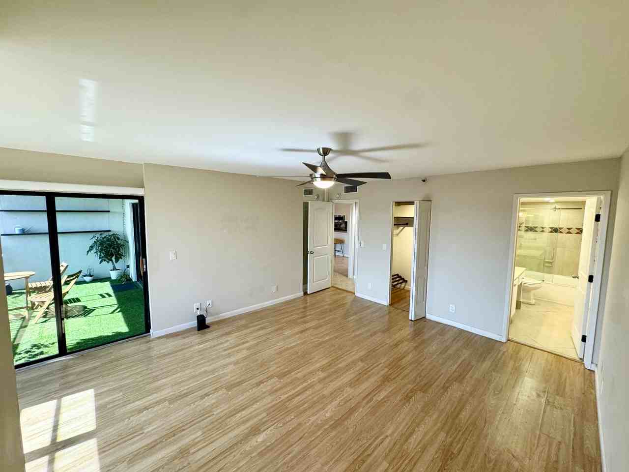 2202 S Cypress Bend Dr #607 - Photo 7 of 20