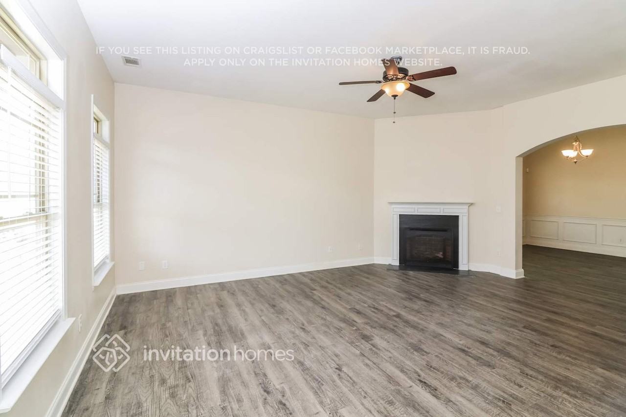 1219 Heartwood Ave - Photo 5 of 12