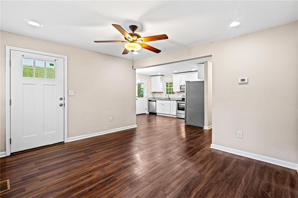 1754 Tiger Flowers Dr Nw - Photo 3 of 15