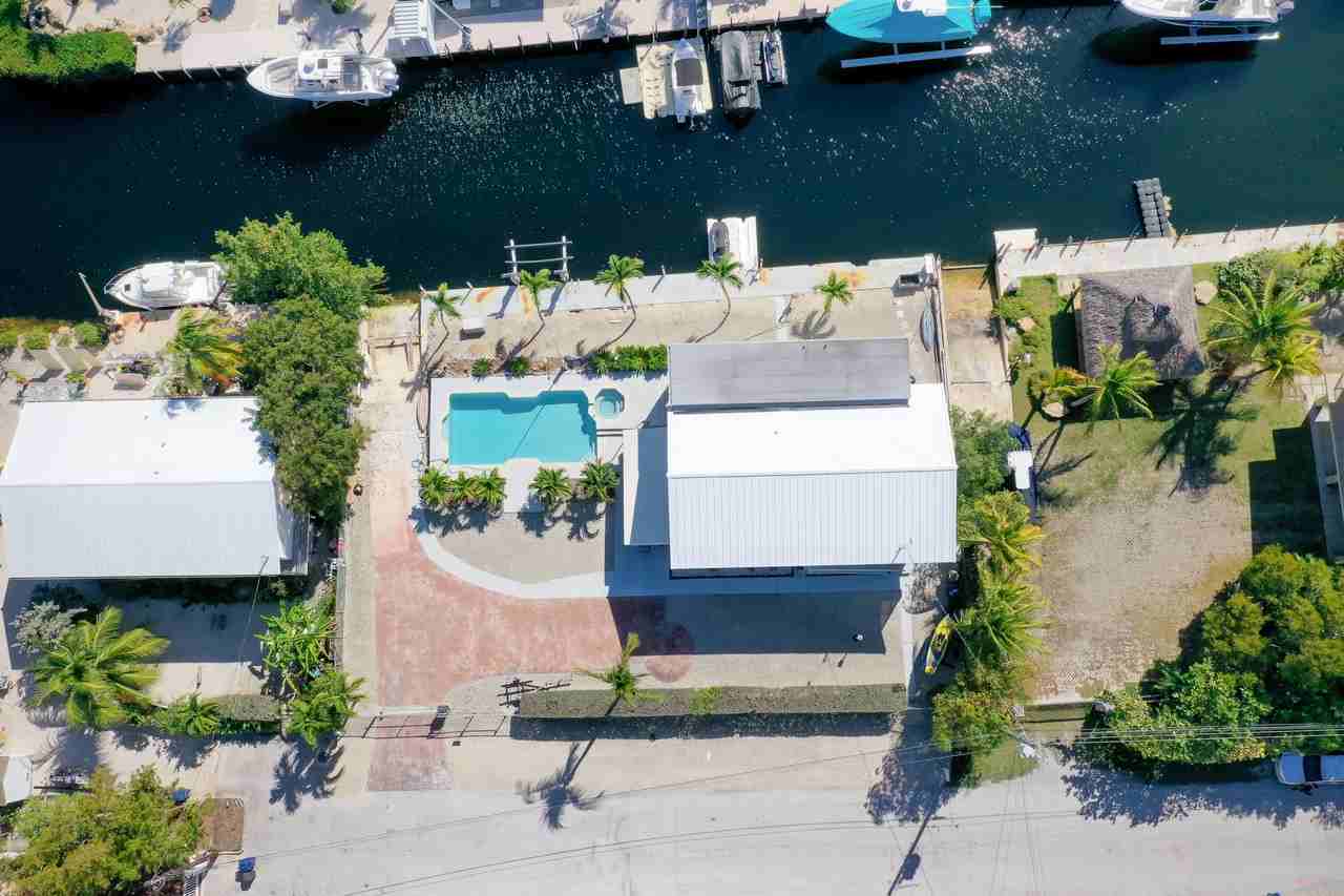 125 3rd Ln - Photo 3 of 25