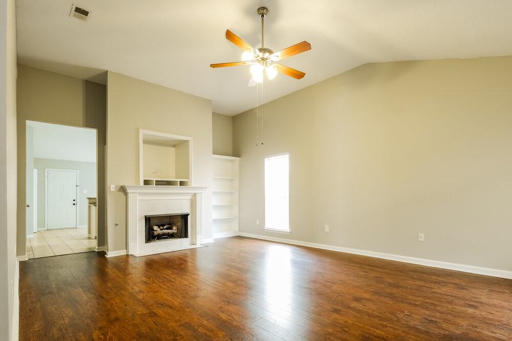 799 Grant Dr - Photo 6 of 16