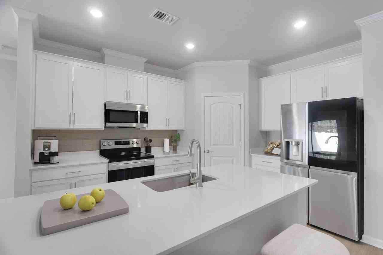 Haven at the Highlands - Photo 5 of 23