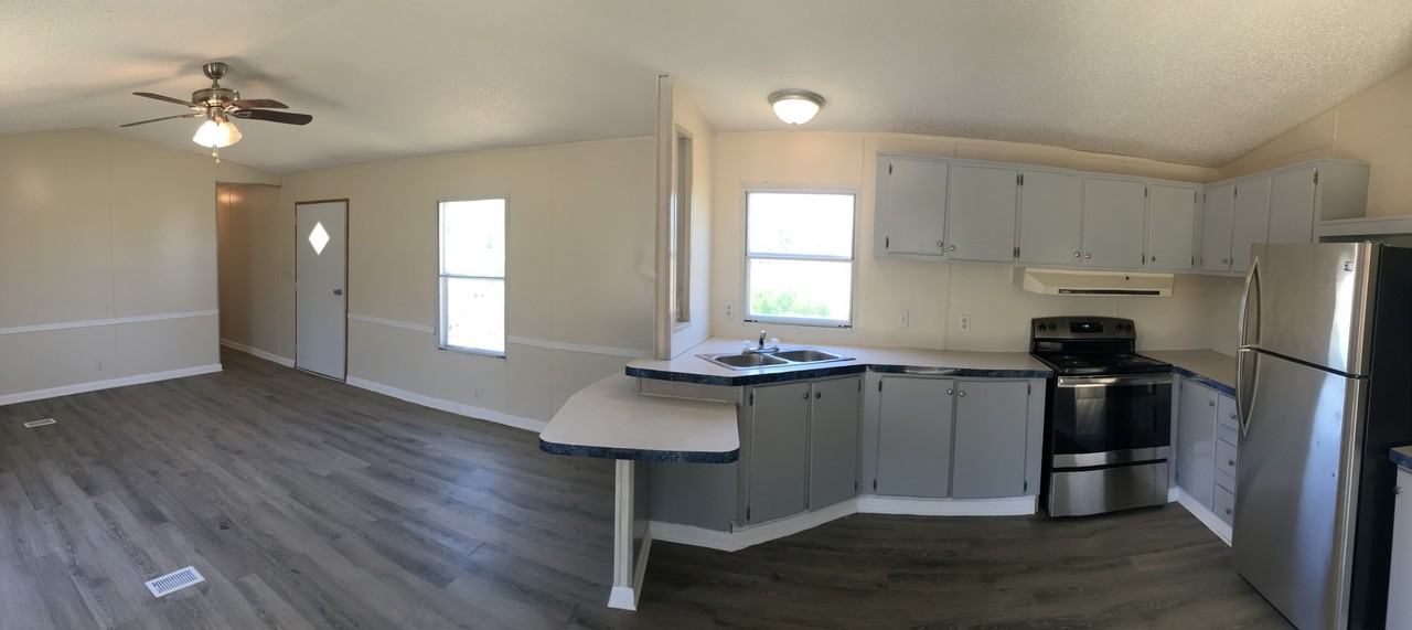 122 Redwood Ln - Photo 3 of 14