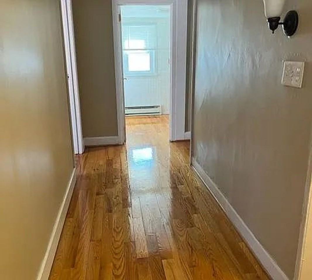 7822 Main St - Photo 3 of 15