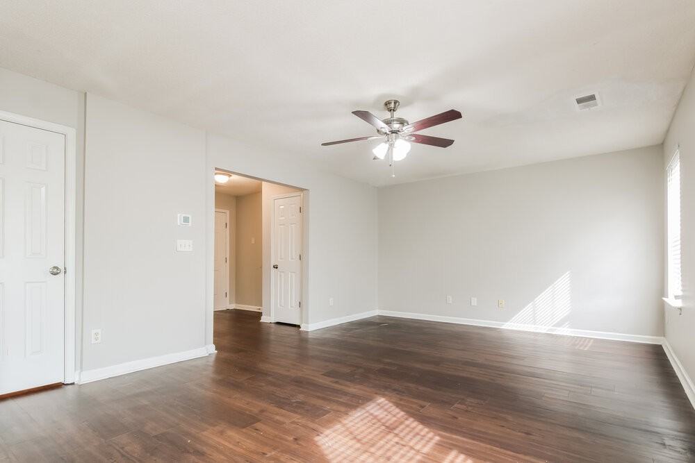 9949 Fox Run Dr - Photo 5 of 17