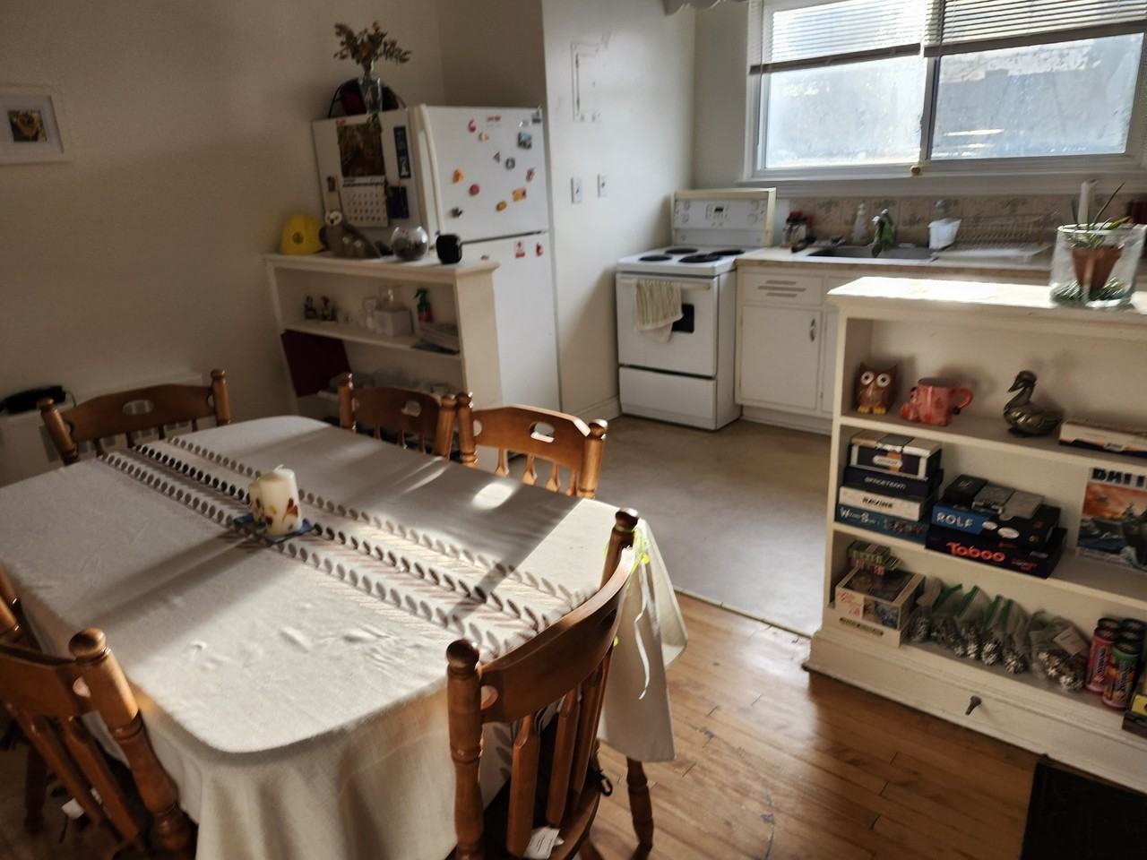 852 Kirkwood Avenue - Photo 4 of 12