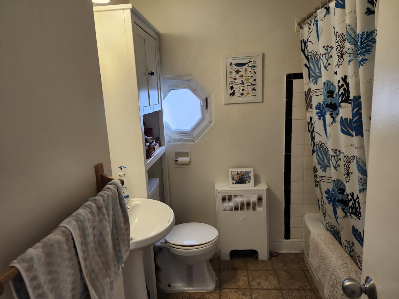 852 Kirkwood Avenue - Photo 5 of 12