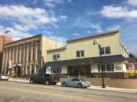 featured image of 221 S Washington St