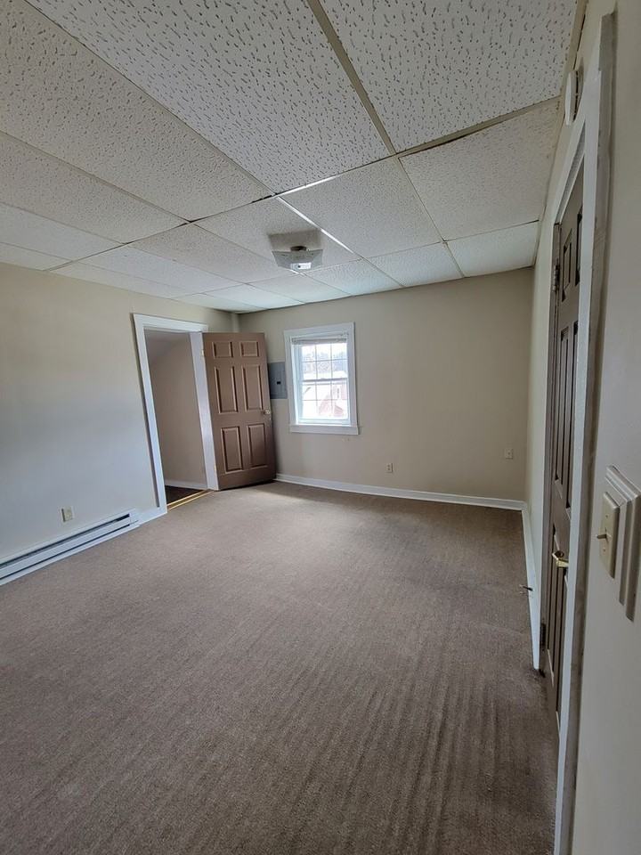 221 S Washington St - Photo 2 of 8