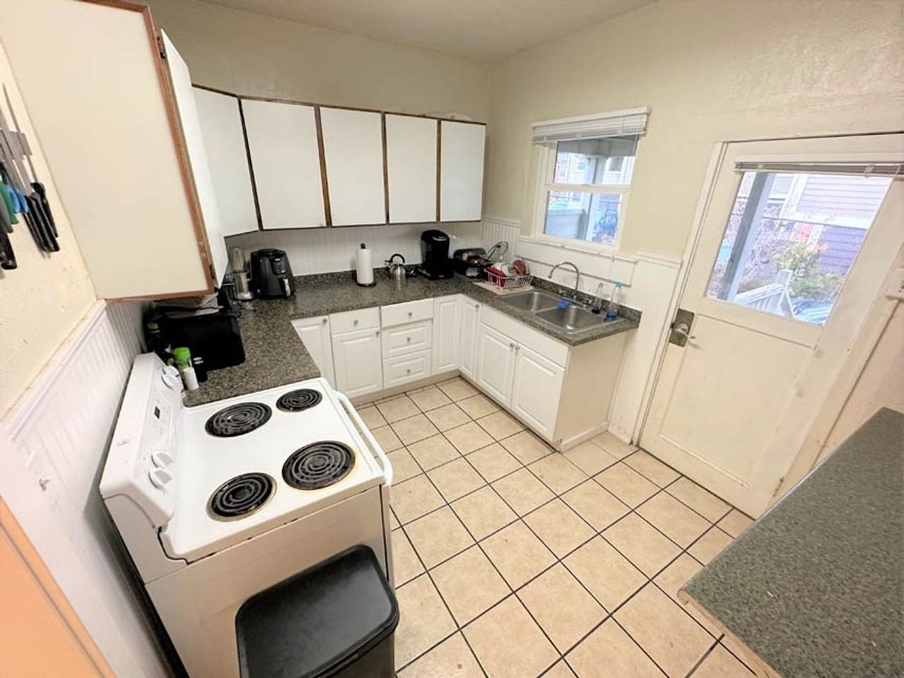 120 Nw 23rd St - Photo 3 of 24