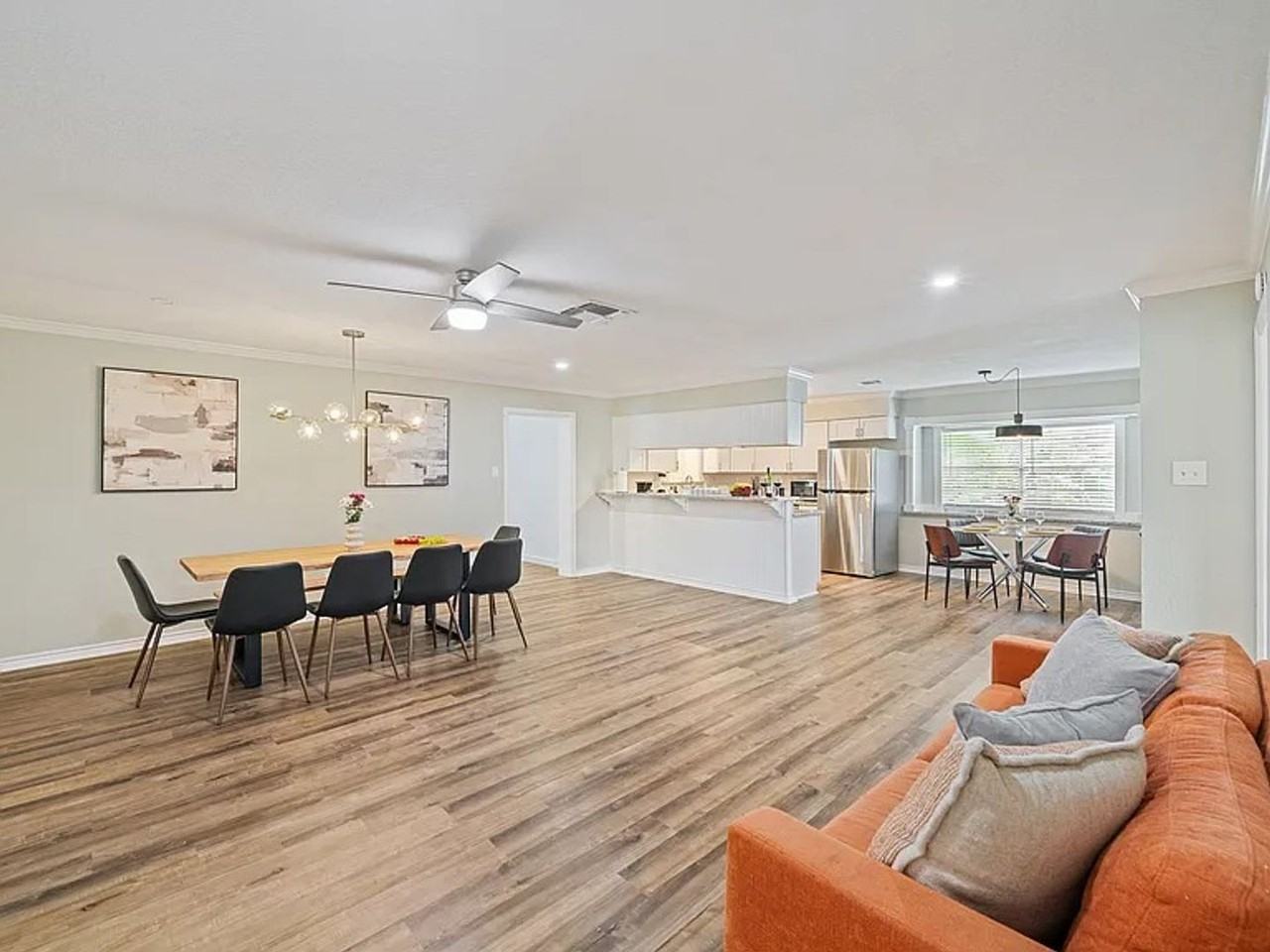 2411 29th Ave N - Photo 3 of 20