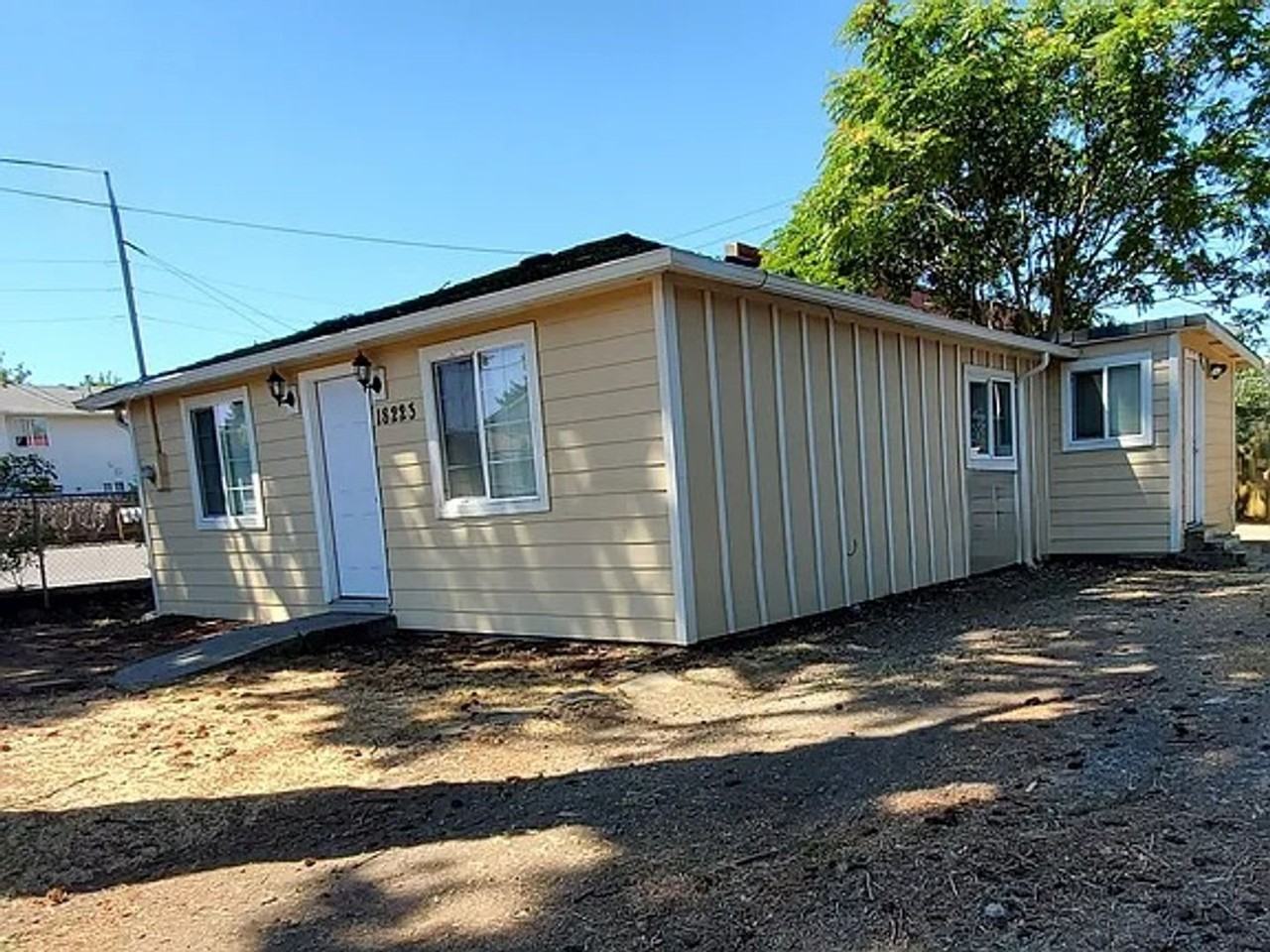 18223 Se Ash St - Photo 2 of 8