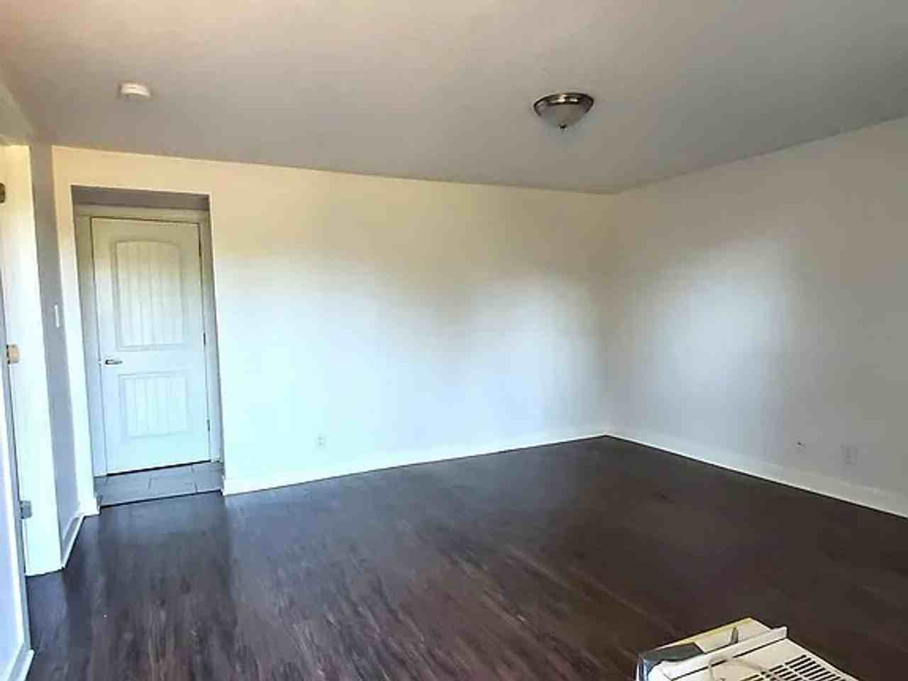 18223 Se Ash St - Photo 3 of 8