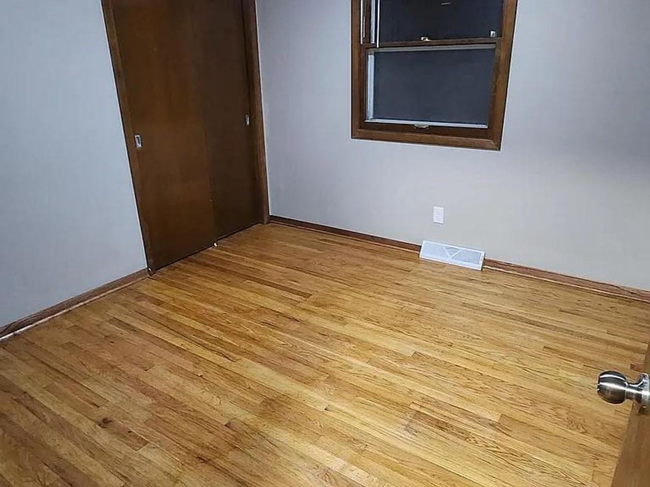 4259 Teakwood Ct - Photo 2 of 10