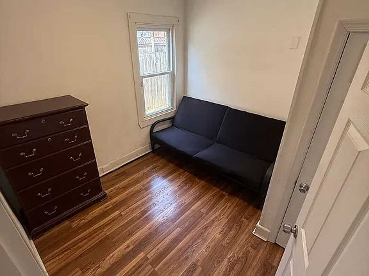 10 Brandriff Ave - Photo 2 of 10