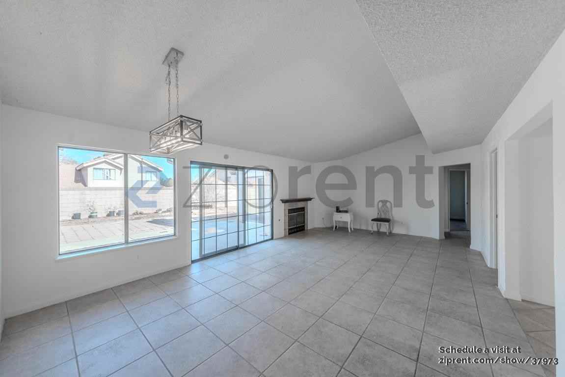 5327 Meredith Ave - Photo 2 of 29