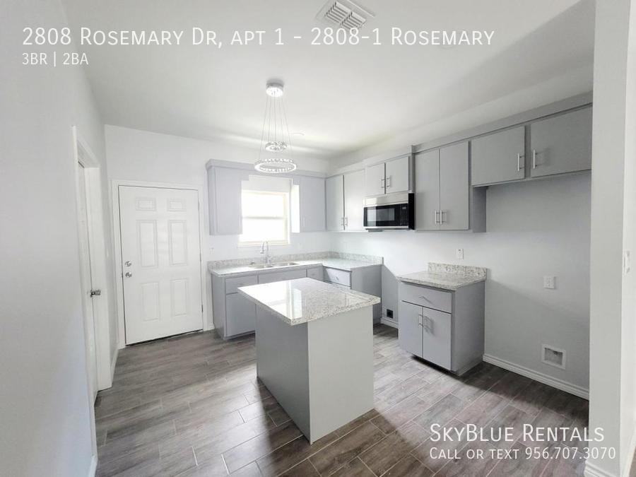 2808 Rosemary Dr - Photo 4 of 14