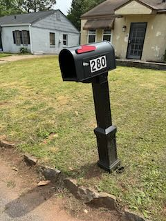 280 Upshaw Street Southwest - Photo 3 of 12