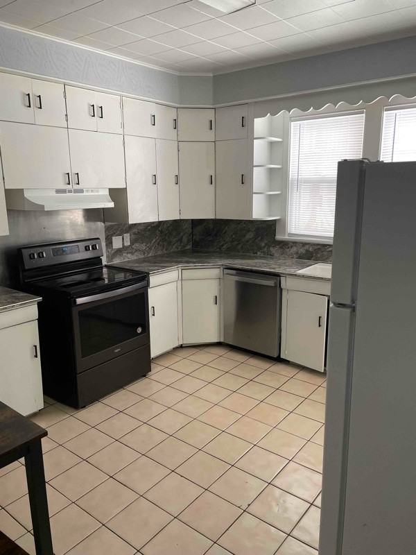 516 Oak Street - Photo 3 of 3