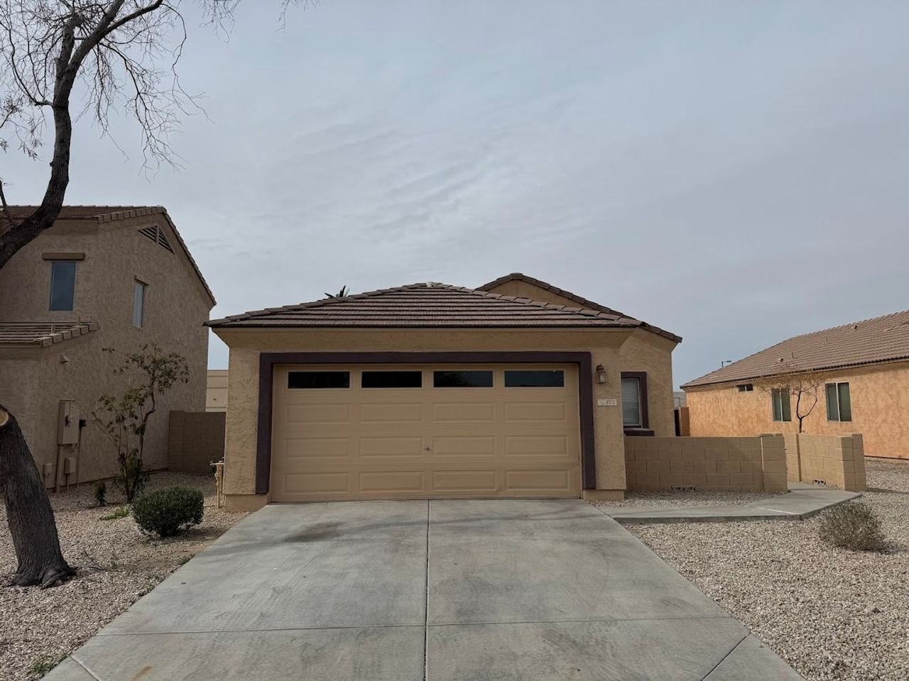 1572 S 220th Ln - Photo 2 of 21