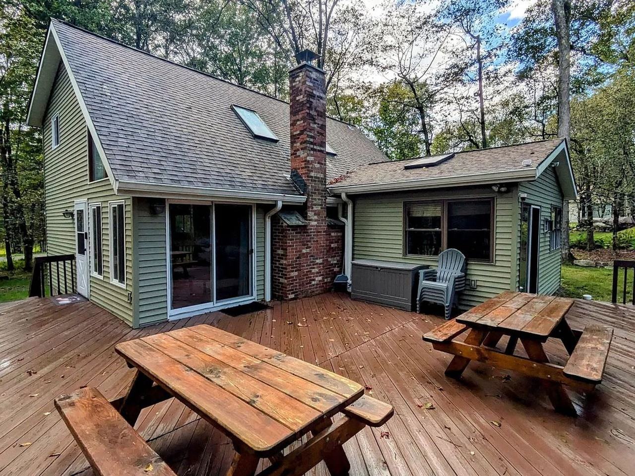 329 Packanack Dr - Photo 2 of 21