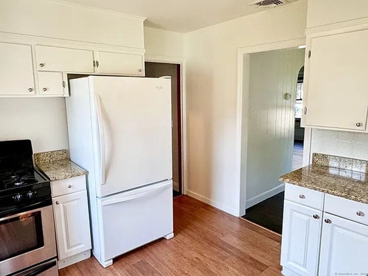 26 Mansfield St - Photo 3 of 7