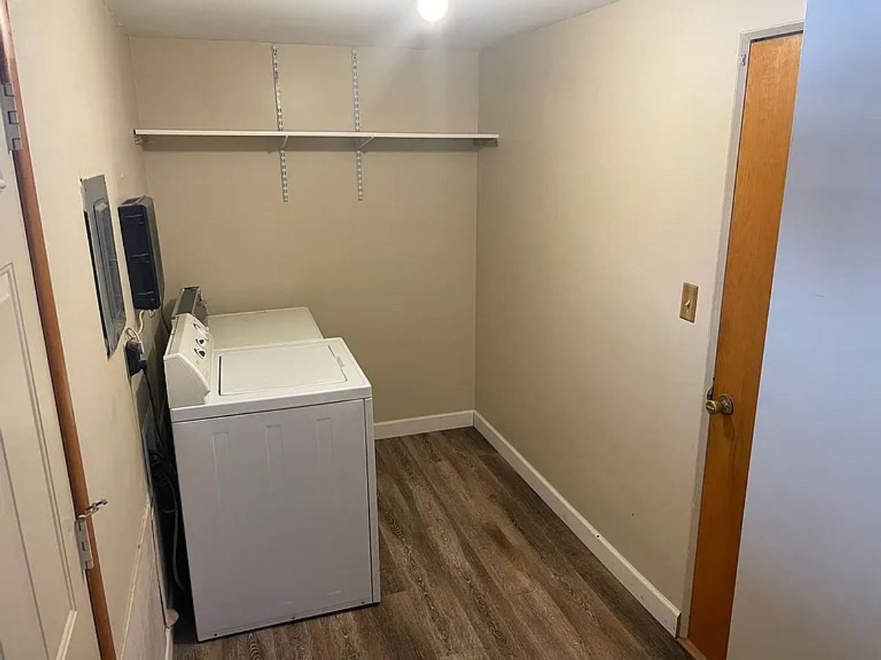 5302 Ashland Dr - Photo 3 of 12