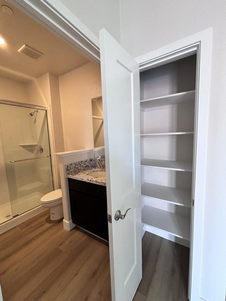 1553 Rapid Falls Ln #NA - Photo 3 of 18