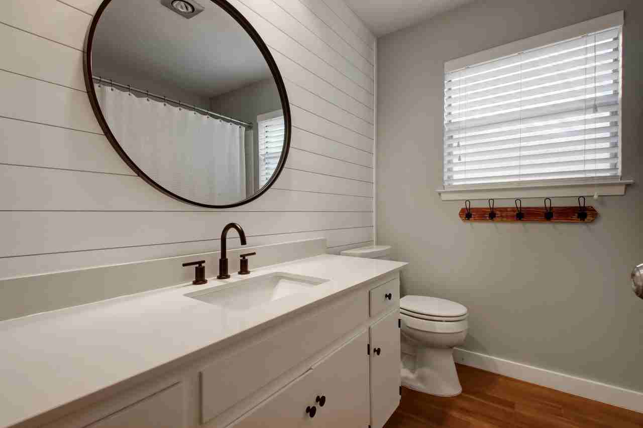 9425 Shady Oaks Dr #NA - Photo 2 of 23