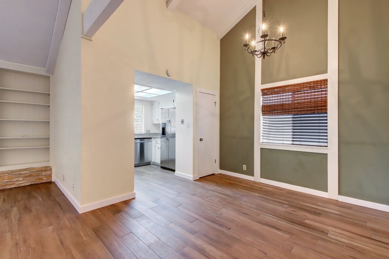 9425 Shady Oaks Dr #NA - Photo 5 of 23