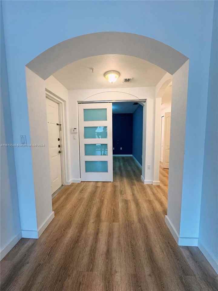 8886 W Flagler St - Photo 2 of 7