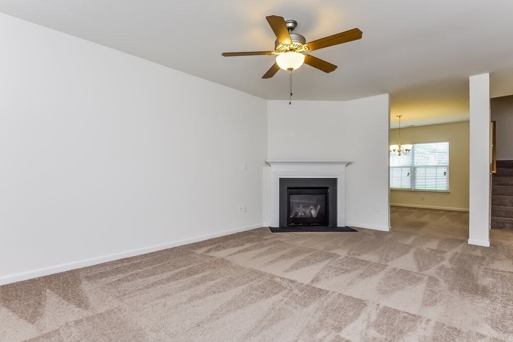 5011 Gailardia Dr - Photo 3 of 15