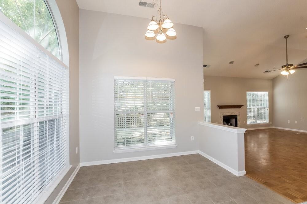 11910 Harris Ridge Dr - Photo 6 of 17