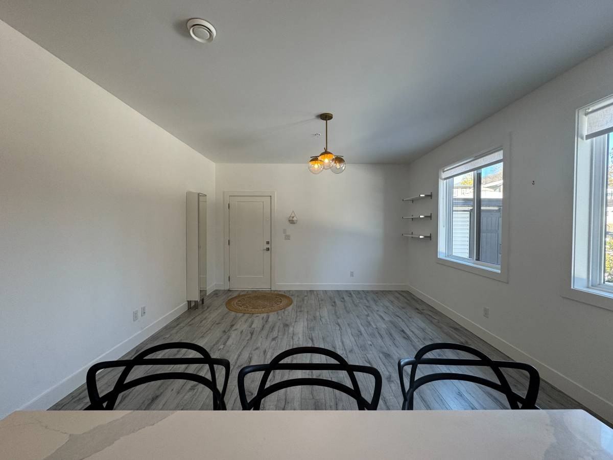 8356 McTaggart Street - Photo 6 of 18