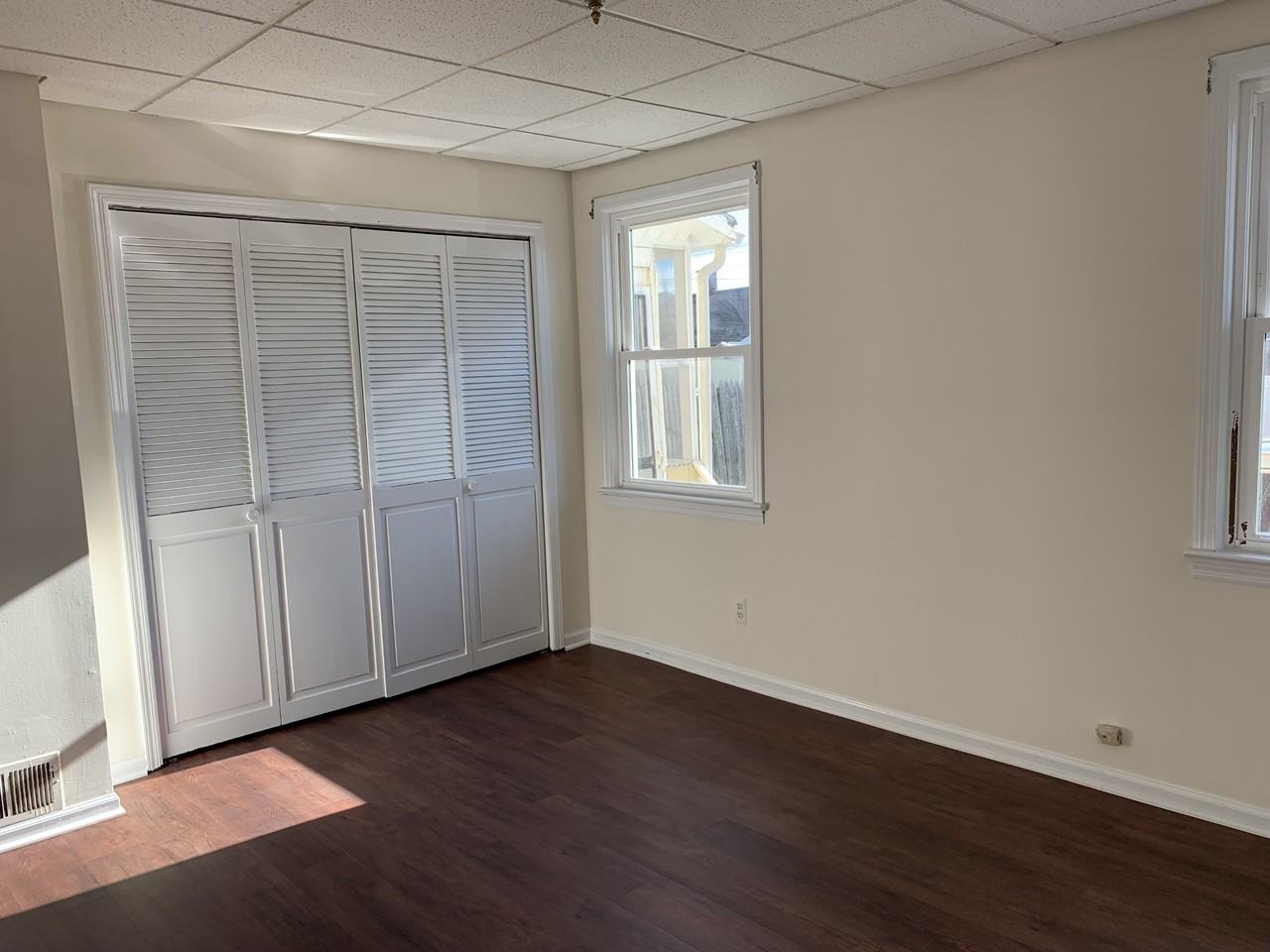 141 Howard Ave #1 - Photo 6 of 9