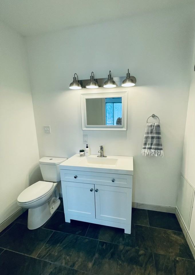 4167 N High St - Photo 2 of 20