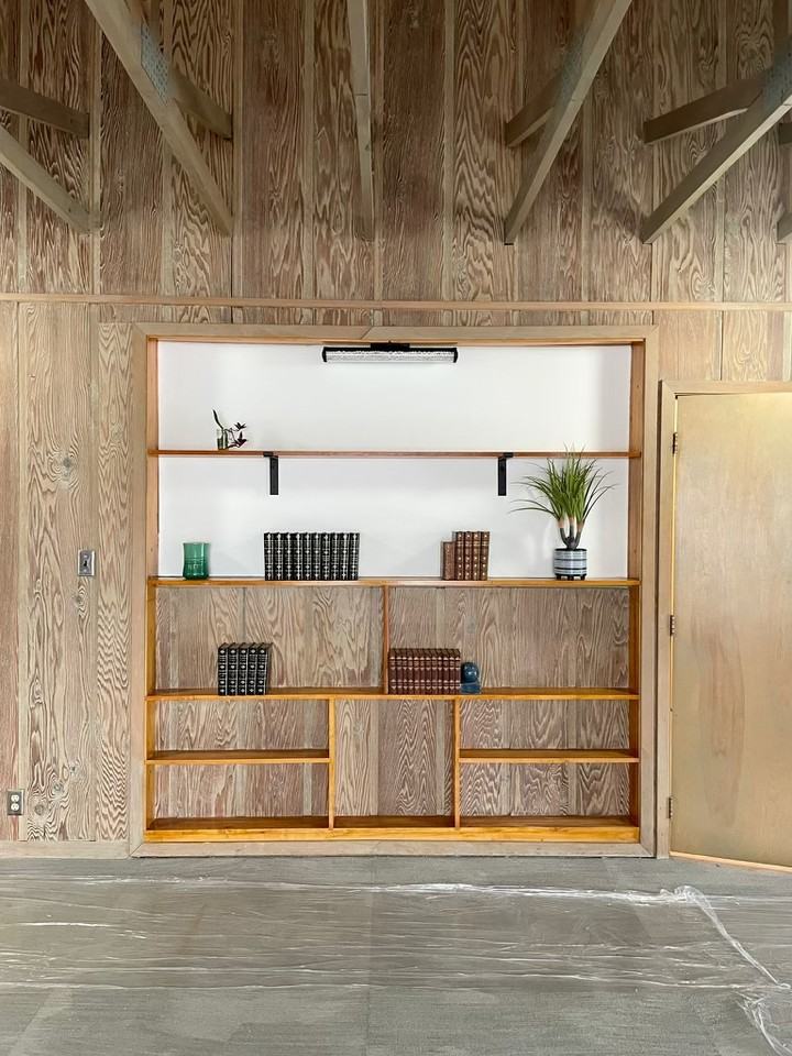 4167 N High St - Photo 3 of 20