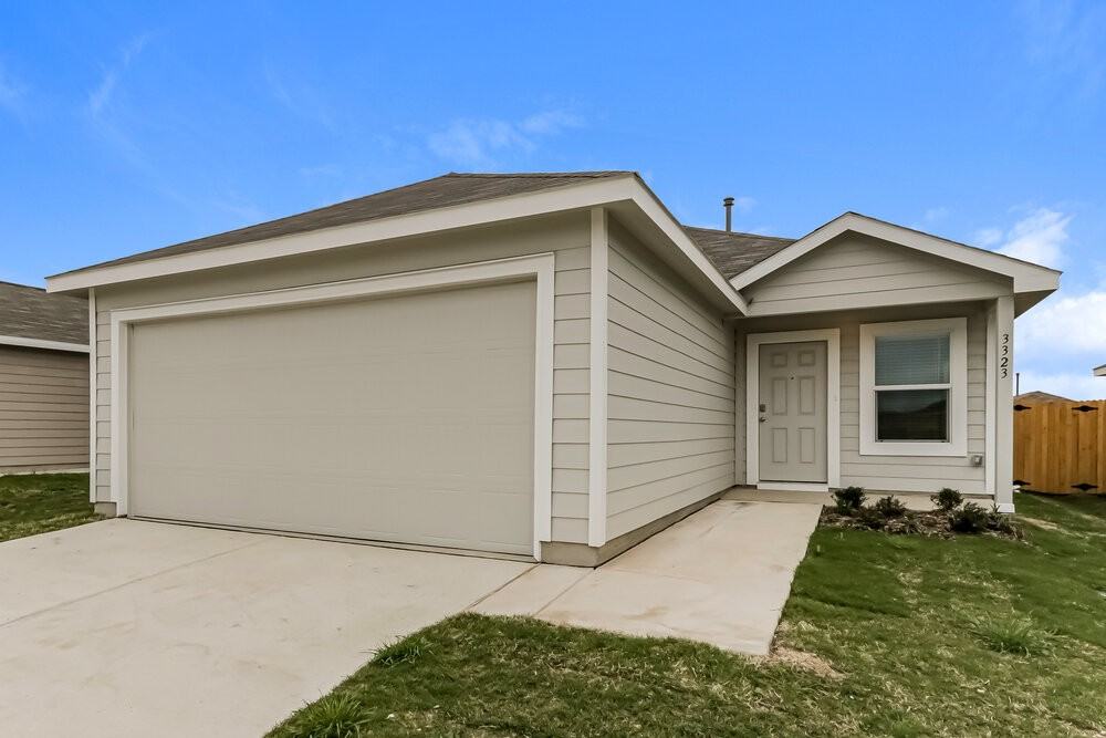 3323 Beckwith Way - Photo 3 of 16