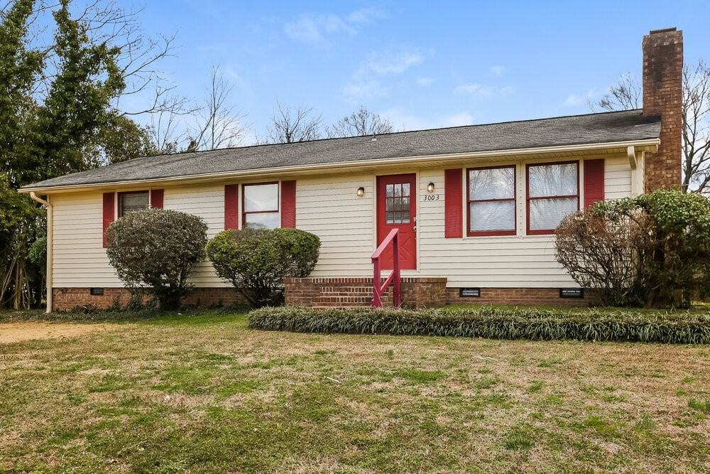 3003 Montford Ave Nw - Photo 3 of 16