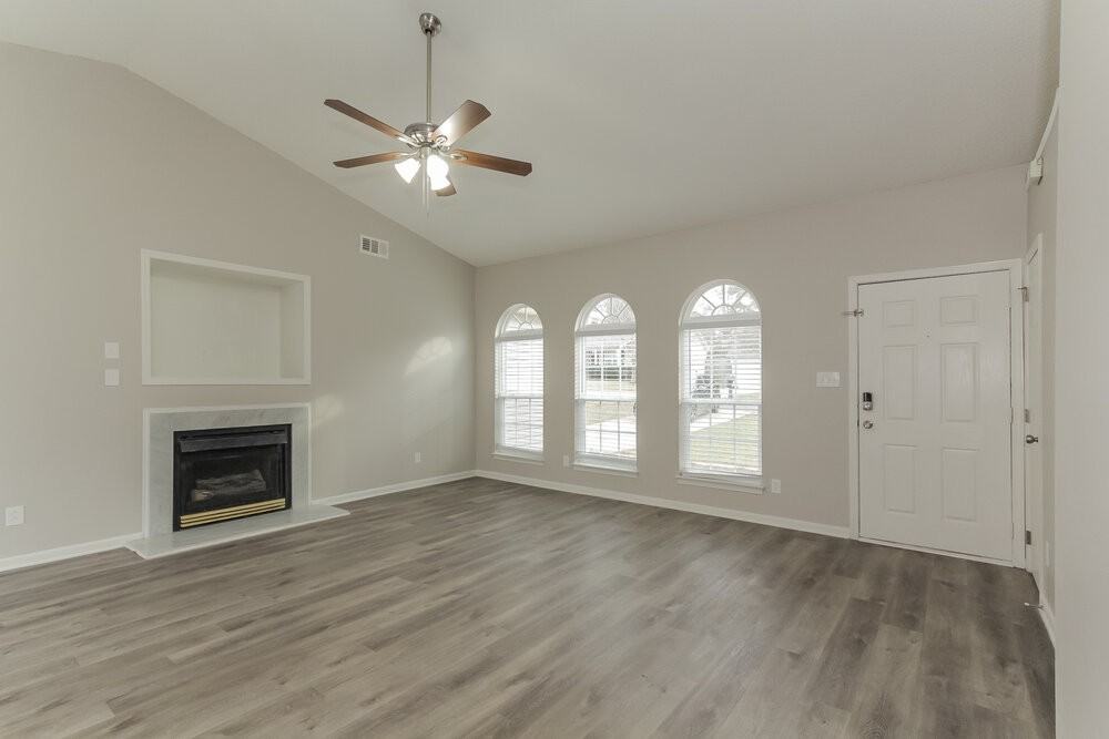 7218 Kavan Hunter Dr - Photo 6 of 16