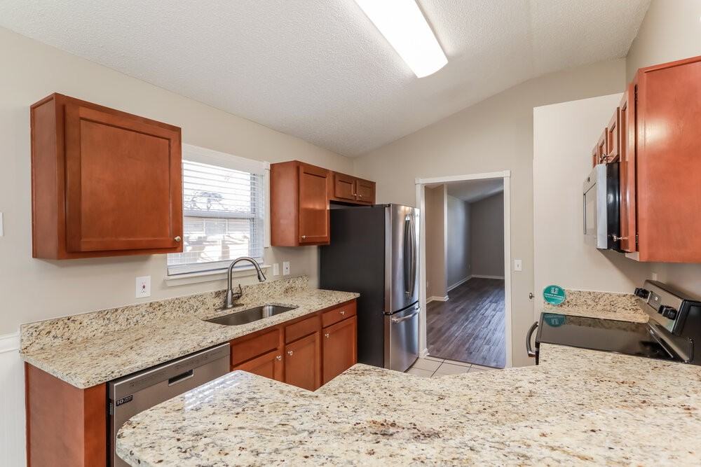3343 Shauna Oaks Cir E - Photo 5 of 14