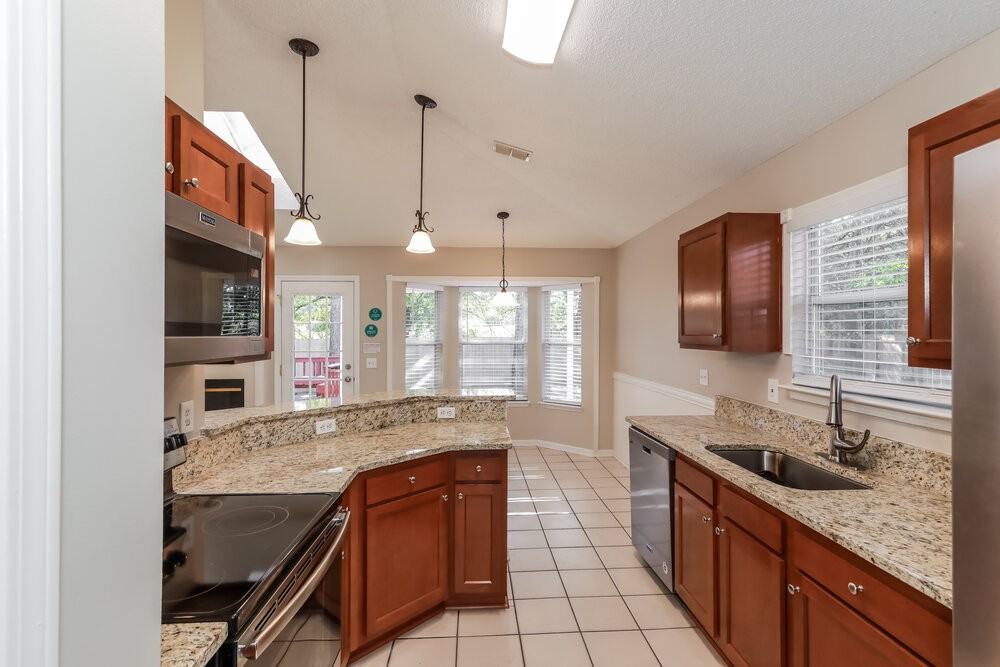 3343 Shauna Oaks Cir E - Photo 6 of 14