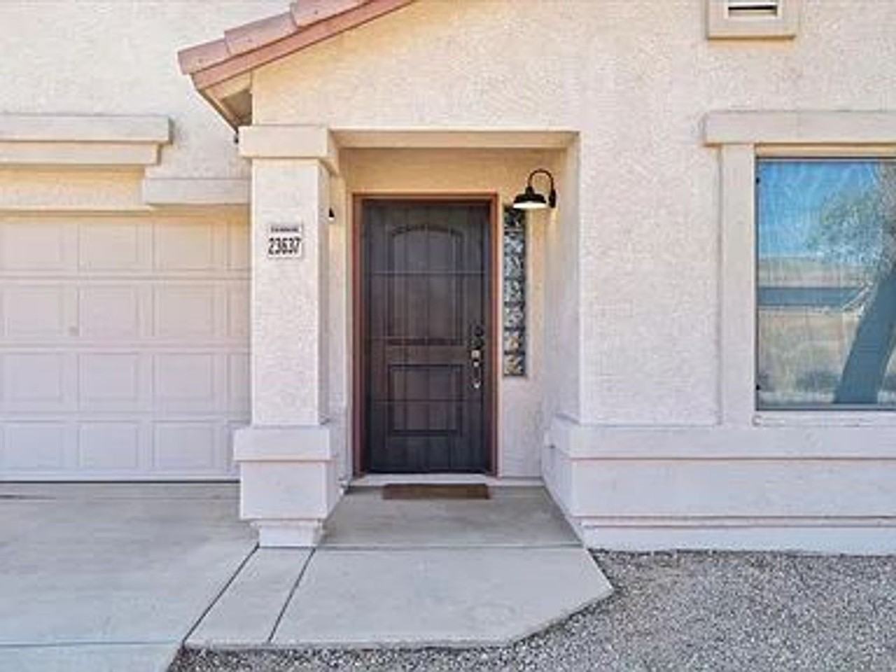 23637 W Sonrisas St - Photo 3 of 37