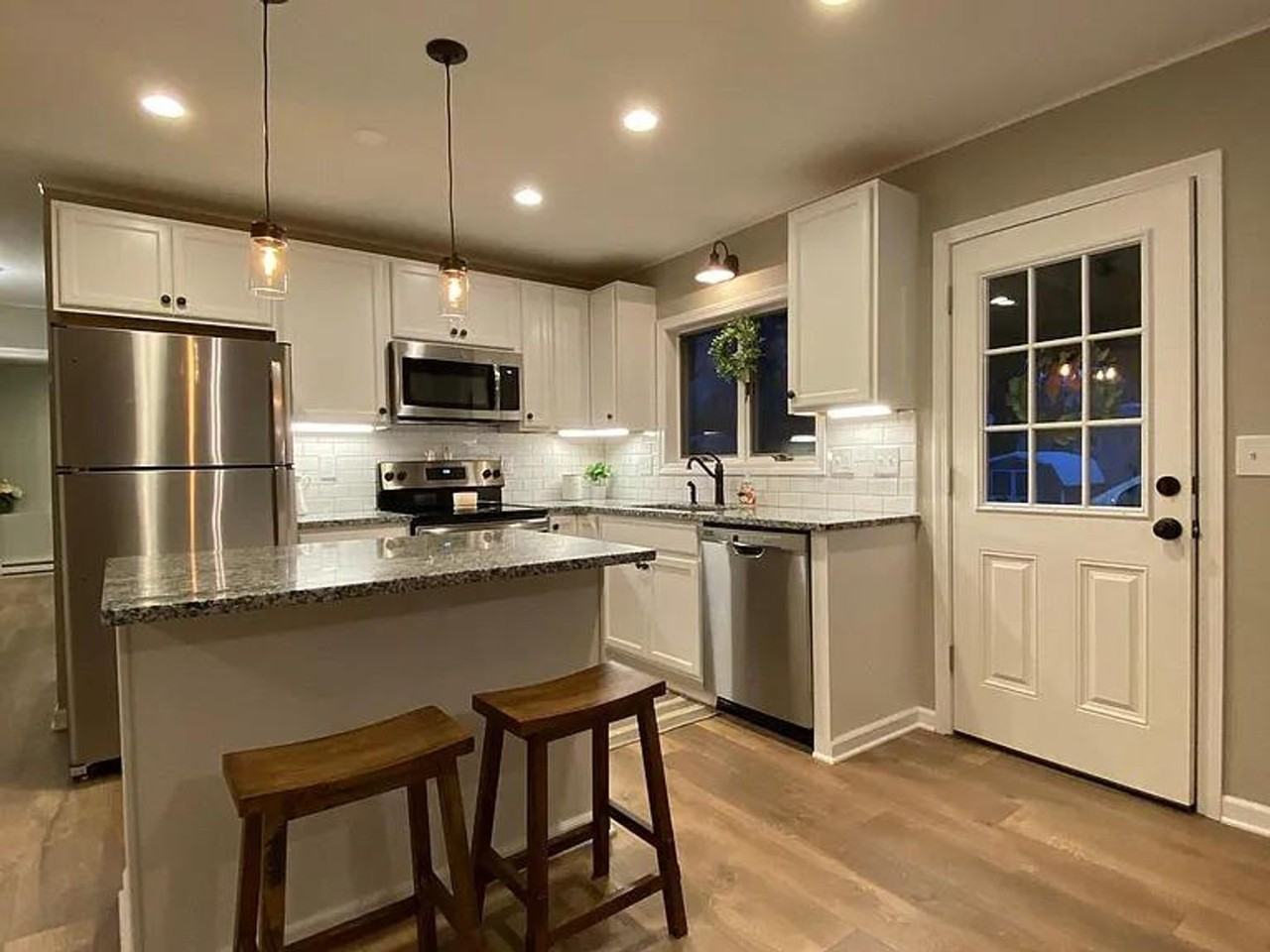 36 Keyes St - Photo 2 of 21