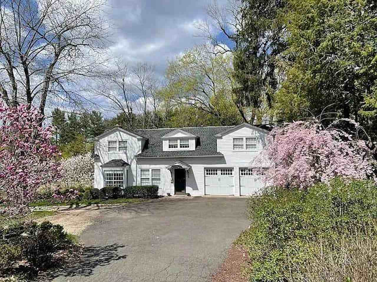 130R Main St - Photo 2 of 17